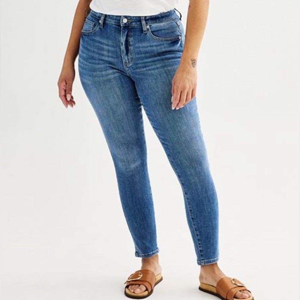 NWT Sonoma Everyday Curvy Skinny Denim Jeans Cropped Stretch Women’s 12R *Flaw*